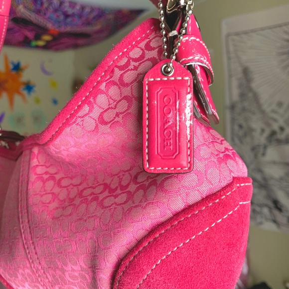 PINK COACH PURSE - Picture 3 of 4